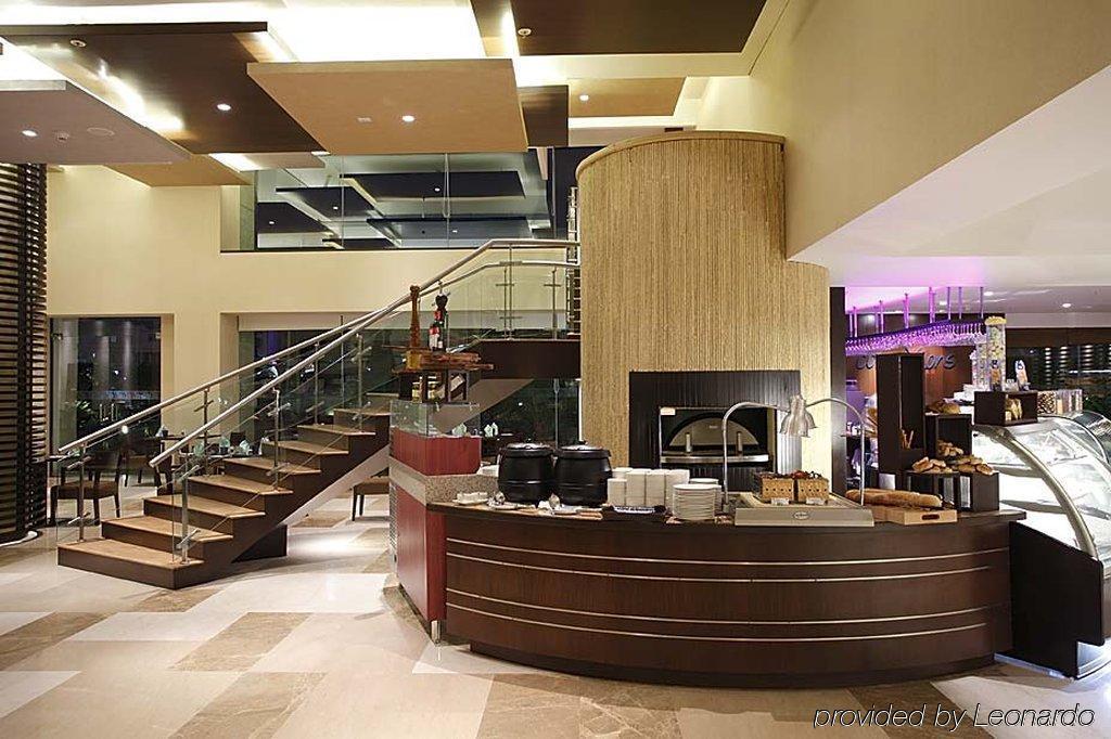 Ramada Plaza By Wyndham Pune Hinjewadi Dāpuri Exterior foto